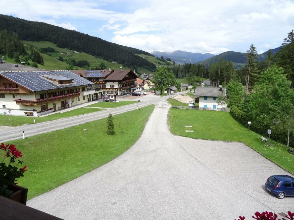 Steinerhof Hotel Braies  Exterior foto